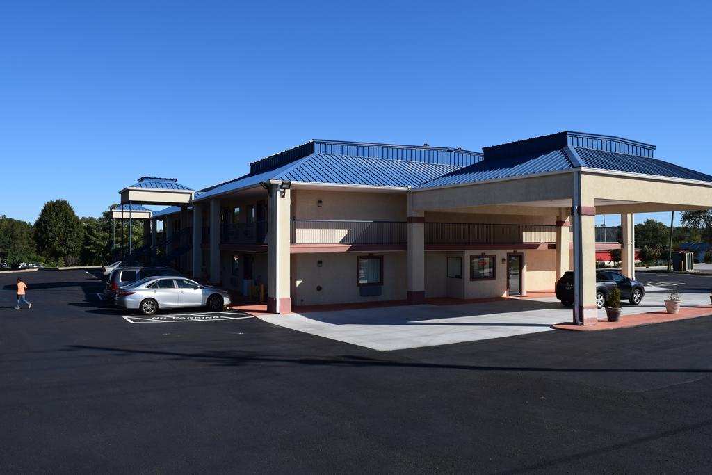 Royal Inn & Suites Douglasville Exterior foto