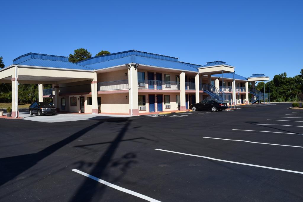Royal Inn & Suites Douglasville Exterior foto